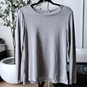 NWT Comune Light Gray Texture  Long Sleeve Pullover Sweater. Size S